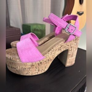 Women’s BAMBOO pink platform size 8